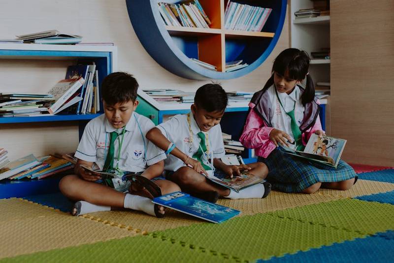 Library summer reading and activities for children