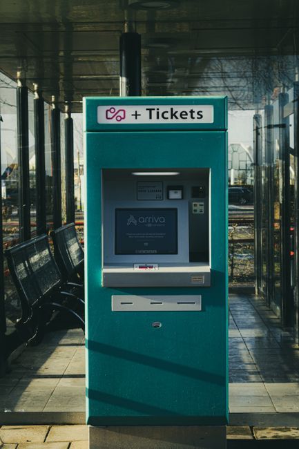 Railcard and train ticket for cheaper UK rail travel